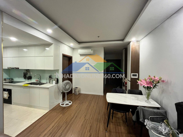 Bán căn hộ 2pn, 2wc, giá tốt tại 93 đức giang, 74m2, bình minh garden