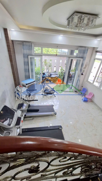 Giảm sốc 3 tỷ gấp bán biệt thự mặt tiền đ số khu dân cư vĩnh lộc 206m2,3tầng nhỉnh 18tỷ