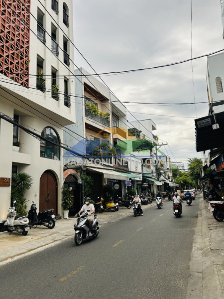 Bán nhà 3 tầng mặt tiền trưng nhị 62m2, sát tiểu la, kinh doanh, giá 10,6 tỷ