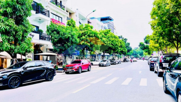 Tòa nhà mặt phố hồng tiến – building 10 tầng- mặt tiền 8m