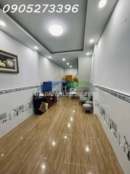 Sát xe hơi llq tân bình - 3 tầng btct 3 x 10 - dtsd 90m2 3pn 3wc - không lộ giới quy hoạch - chỉ 3.79 tỷ