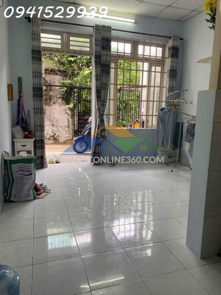 Nhà đẹp rẻ 62m2 chỉ 2ty980 -hẻm xe hơi -tỉnh lộ 43