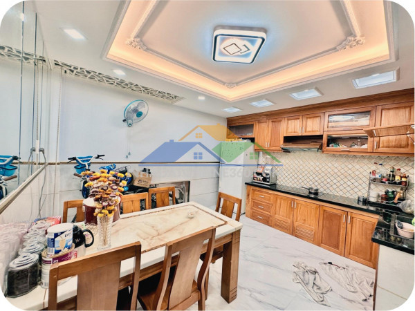 Ngay lotte mart - nguyễn văn lượng – hẻm xe hơi – 55m² – 4 tầng – 4pn – 6.xxtỷ