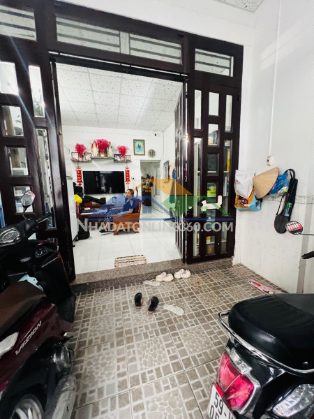 Bán nhà nguyễn duy cung gv 60m2 2 tầng 3,6 tỷ