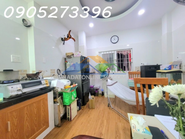 Hẻm xe hơi đỗ cửa - khu vực dân trí cao - đối diện khu cityland nhiều tiện ích - 4.65 tỷ