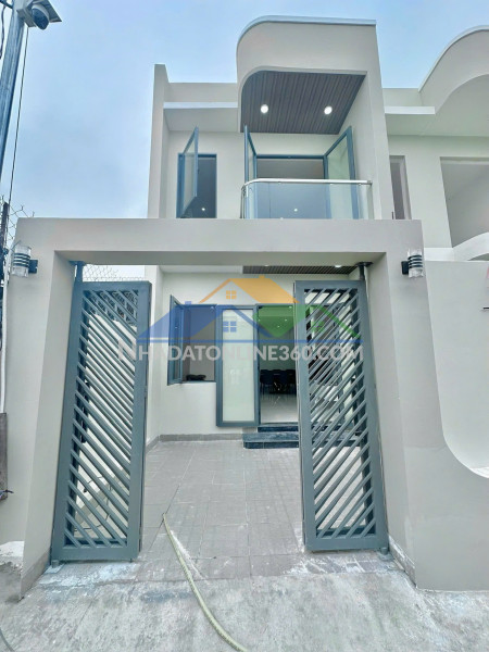 Cần bán gấp nhà phố hiện đại dt768 – 81m², 3pn, hướng đông nam