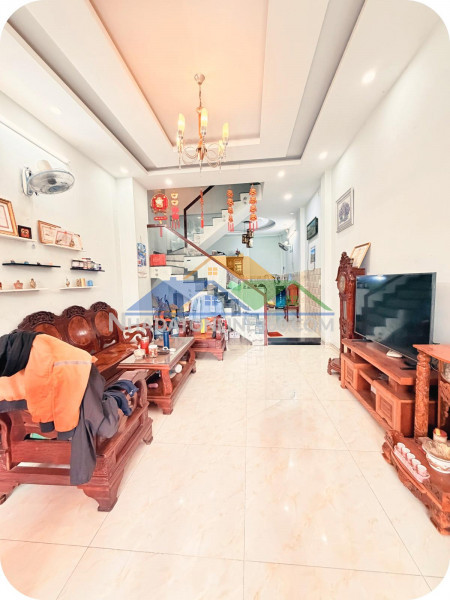 Ngay công viên làng hoa - lê văn thọ – hẻm ô tô– 56m² – 3 tầng – 4pn – 6.xxtỷ