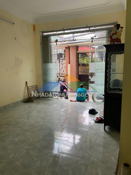 Chính chủ cho thuê nhà để ở, nhà trong ngõ, vĩnh ninh, vĩnh...