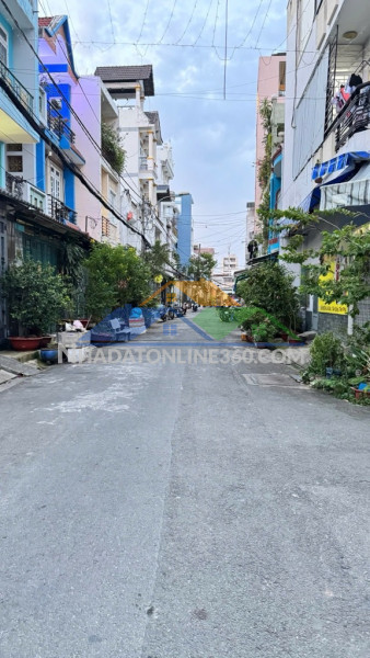 Hxh khu sân bay 3pn(1pn dưới đất), sát mặt tiền, gần 50m2(3.6 x13m) 2 tầng, sổ vuông hoàn công đủ, tặng full nội thất, chỉ 6.xtỉ tl.