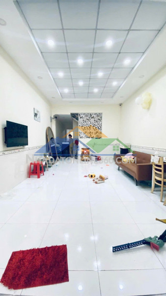 Bán nhà 1/ ngay tân hương tân phú hẻm 7m 80m2 2 tầng chỉ 7.1 tỷ tl