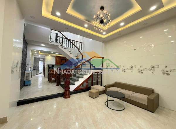 Nhà đa mặn 3, ngay trung tâm quận ngũ hành sơn. lh 0905233234