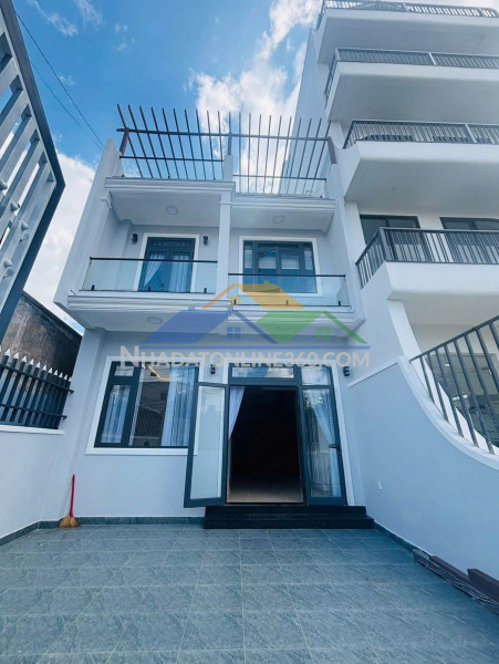 Cho thuê nhà đẹp view thoáng 5 phòng ngủ mê linh giá 40 triệu...