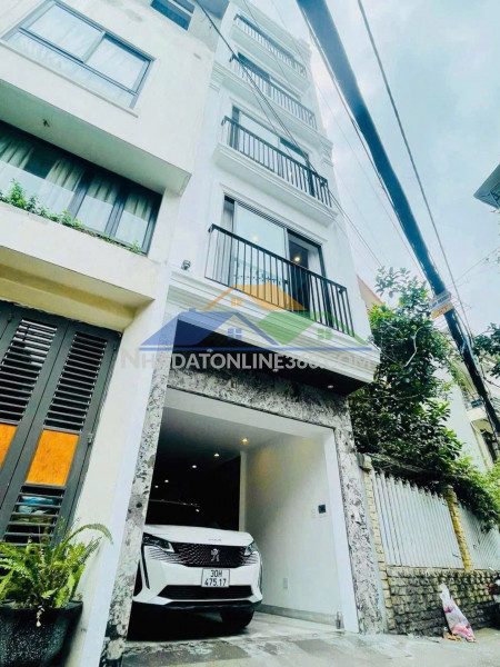 Bán nhà ngọc thụy 11 tỷ 40m ô tô gara,thang máy,sổ đỏ long biên