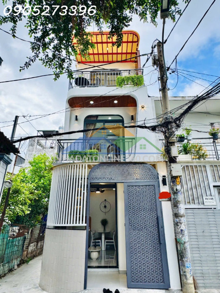 Gấp bán - giá tốt - nhà đẹp ở ngay - 3 tầng - gần mặt tiền - hẻm xe hơi đỗ cửa - chỉ 4.5 tỷ