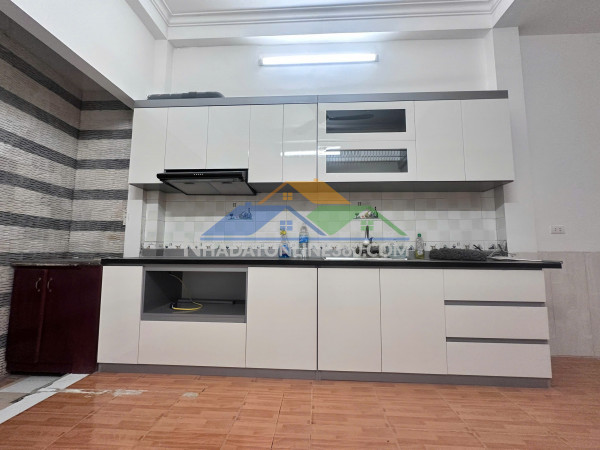 Chính chủ cho thuê nhà xuân đỉnh – ngõ 2xx  43m² × 4 tầng  13 triệu/tháng