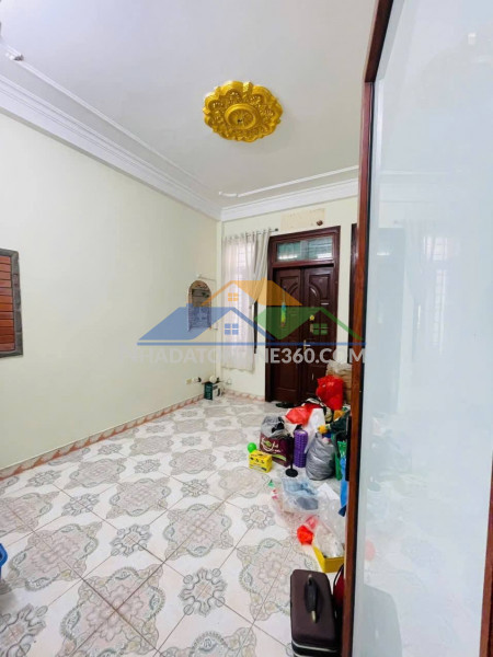 ????gần ô tô, ngõ thoáng nguyễn khánh toàn 40m 5 tầng, tiện ích bạt ngàn, 9.1 tỷ