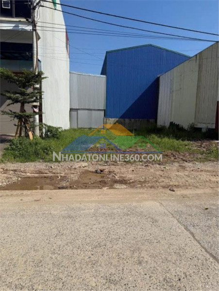 Cần bán mảnh đất 183,1 m² mặt tiền 9,53m khu cụm cn phùng xá -23 tỷ