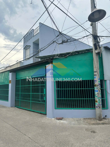 Nhà vị trí đẹp- giá tốt chính chủ cần bán nhanh căn nhà tại xã bà điểm, hóc môn