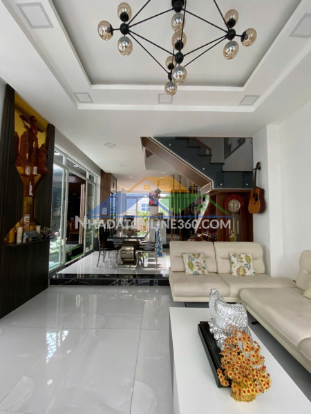 Biệt thự mini tân phú -  nhà cực thoáng thiết kế phong cách hiện đại - nội thất giá trị cao- nhà mới ở ngay - chủ nhiệt bán- 5,8 tỉ.