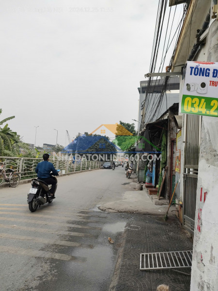 Bán gấp giá rẻ duyên hà 77m, 2 tầng, mặt tiền 7m, 1.74 tỷ thanh trì.