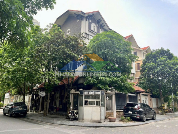 Cho thuê biệt thự nguyễn chánh – trung hòa, cầu giấy  120m² × 4 tầng + hầm  lô góc  70 triệu/tháng