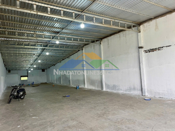 Cho thuê kho xưởng mới – mặt tiền đường – xe tải lớn ra vào thoải mái