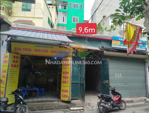 Chính chủ bán nhà giáp bát 176m2 - mặt tiền 9,6m, đường ô tô 7m, , ô tô vào nhà thuận tiện