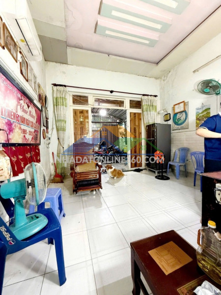 Bán gấp nhà đường số 52, hiệp bình chánh, thủ đức, tp hcm. dt 186m2, c4. giá 8.48  tỷ,