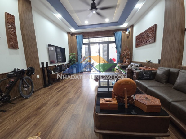 Bán nhà 3 tầng, 72m2, đường số 22, phường phước long, tp hcm, sổ hồng riêng. giá 6.78 tỷ.