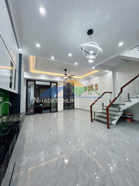 Bán nhà 4 tầng gần co.op tuy lý vương, quận 8 - 50m2- 5pn - nhỉnh...