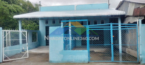 Cần bán gấp nhà  và đất – 2 căn nhà cấp 4, sổ hồng riêng...