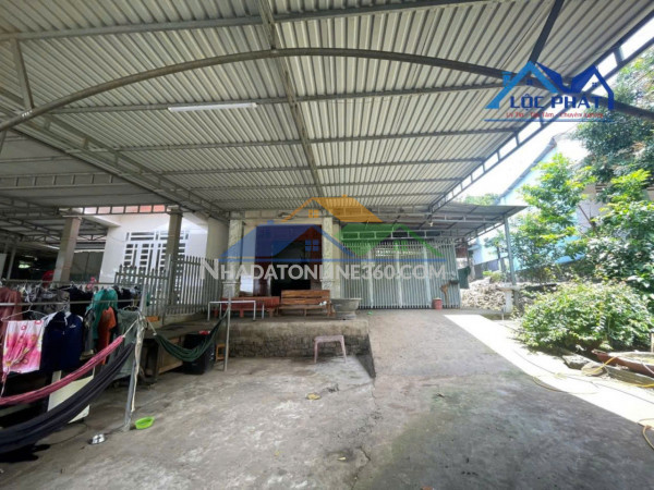 Bán đất mặt tiền đường QL1A 2090m2 giá giảm còn 9 tỷ