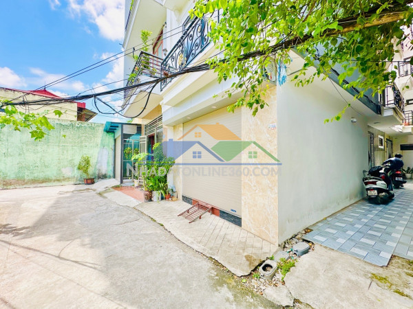Bán nhà thạch bàn lô góc ngõ thông 7 tỷ 35m,sổ đỏ
