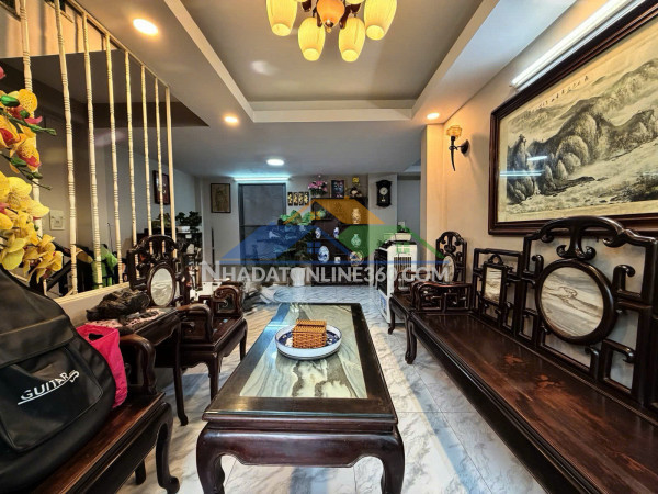Chính chủ gấp b.án - dương quảng hàm - ô tô tận cửa - 64m² ( ngang 8m) - 5 tầng  - chỉ 8xxty