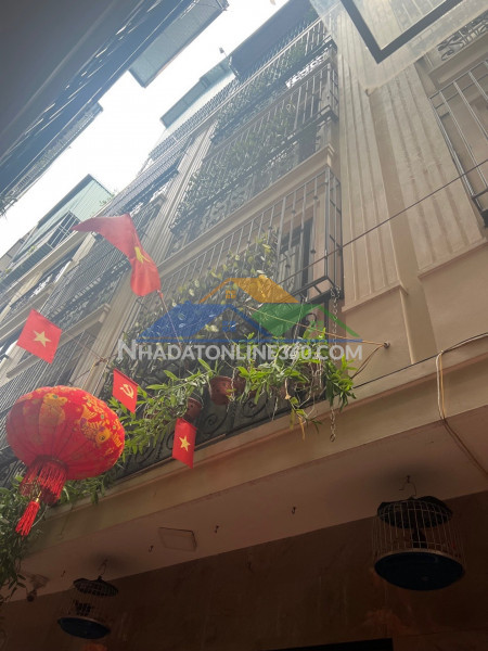 Nhà ngọc thụy 5 tầng 4.9 tỷ 30m gần ô tô,ngõ nông,sổ đỏ
