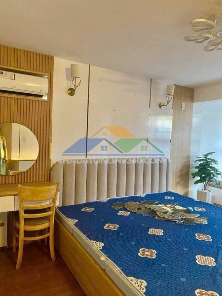 Nhà ngô quyền 39m2 3 tầng lô góc, ô tô đỗ cửa, gần cầu rồng, giá 5,6 tỷ