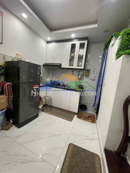 Chính chủ cần cho thuê nhà nguyên căn 5 tầng ngõ 53, phố nguyễn...
