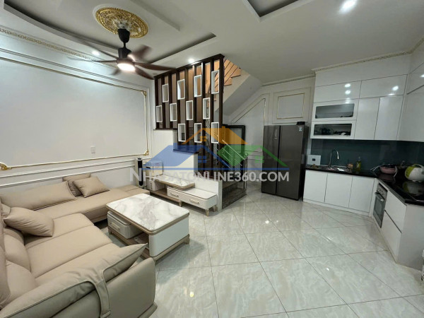Cho thuê nhà bùi xương trạch – thanh xuân  33m² × 3 tầng + sân thượng  3pn  11 triệu/tháng