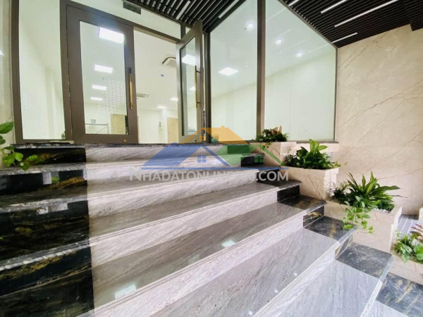 Bán nhà mặt phố bùi thị xuân, 130m2, 10 tầng và 1 hầm thang máy, mặt tiền 6.5m, 117.5 tỉ