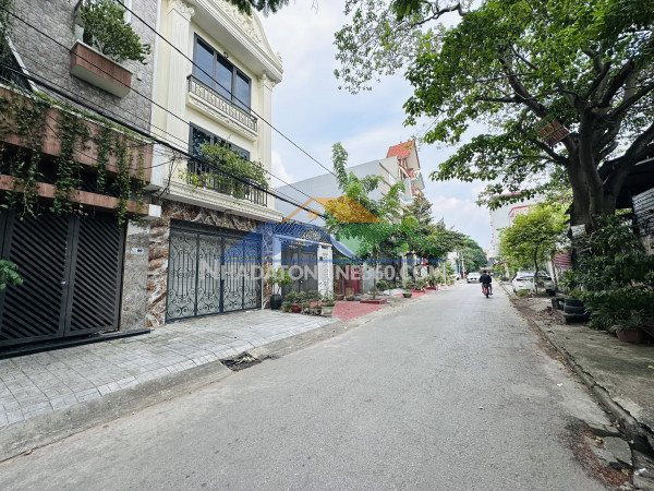 Nhà khu dân cư an trang, an dương ô tô vào nhà, 3 tầng thoáng mát, đáng sống