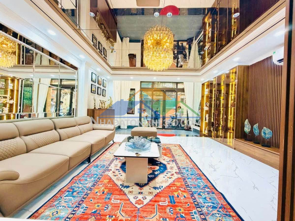 Nhà lô góc hoàng hoa thám – 43m² – mt 5,6m – 5 tầng – ngõ thông – ba gác tận cửa – siêu thoáng