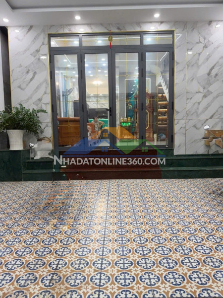 Nhà đẹp- giá tốt bán nhanh nhà hẻm xe hơi – nội thất cao tấp tại thành phố dĩ an, bình dương