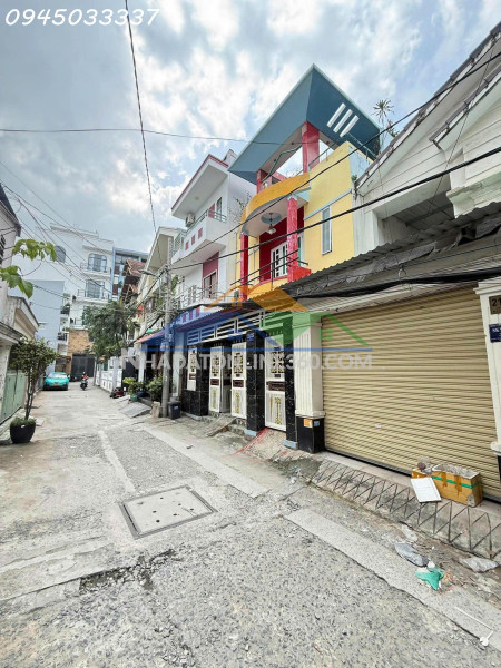 Bán nhà 3 tầng p. bình thuận, q7, dt 90m2 - (6m x 15m), 11.9 tỷ