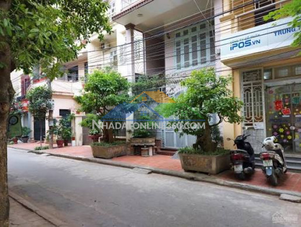 Bán nhà phân lô ngõ 106 hoàng quốc việt 58/64m lô góc, mt 5m giá 21,6t