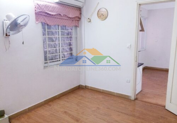 Nhà mình bán căn hộ ccmn p.503 (có sổ đỏ chung toà nhà) trong ngõ 402/90 đường mỹ đình, p nam từ liêm, hà nội