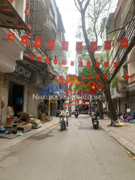 Nhà phân lô la thành – 62m² – mt 5,2m – 4 tầng – gần phố – ô tô cách nhà 20m – dòng tiền 30tr/tháng