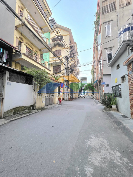 Cần bán nhà thanh xuân, phân lô oto tránh, 5 tầng thang máy, ở, kinh doanh, chỉ 17 tỷ