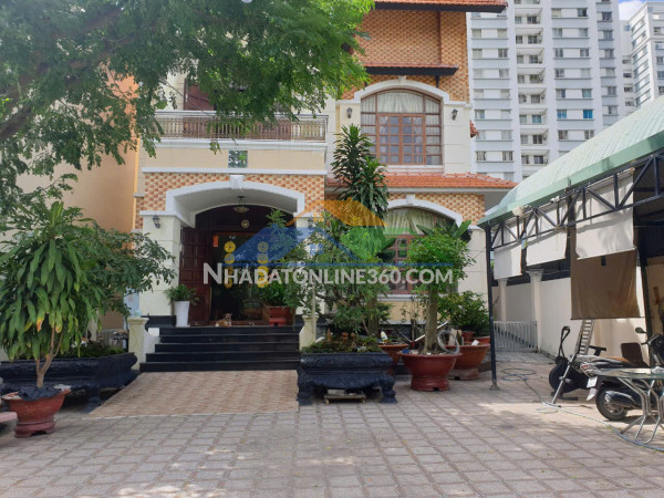 Gấp 28 tỷ  cho biệt thự mặt tiền nguyễn bình nhà bè...
