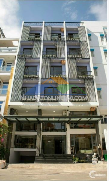 Tòa nhà gần 1000m² sử dụng – có thang máy