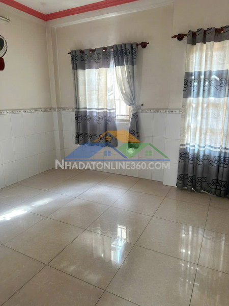 Nhà 3 tầng mt dương bá trạc p. chánh hưng. giá 8,9 tỷ tl ít